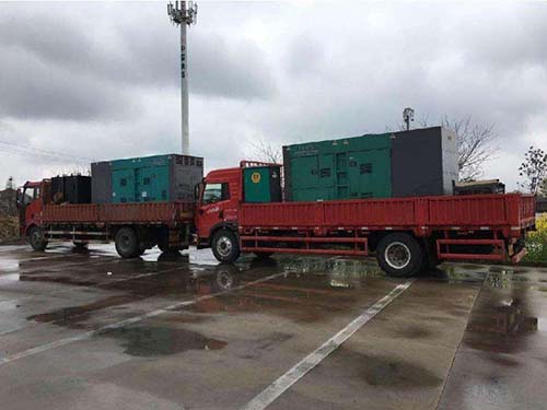 龙圩涂抹密封胶后，需要等待多长时间才能安装水冷式机油散热器密封件？